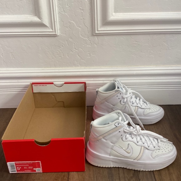 Womens Nike Dunk High Up - Picture 2 of 5